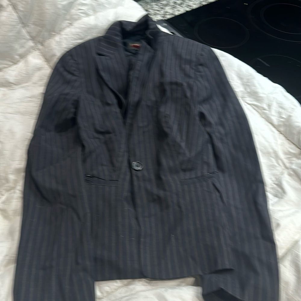 Banana republic 4